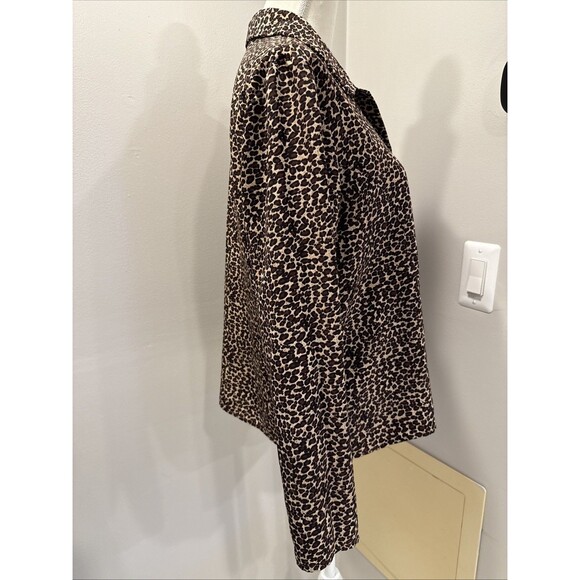 Bentley Women's Leopard Print Blouse Long Sleeves 100% Polyester Size Large - Picture 2 of 6